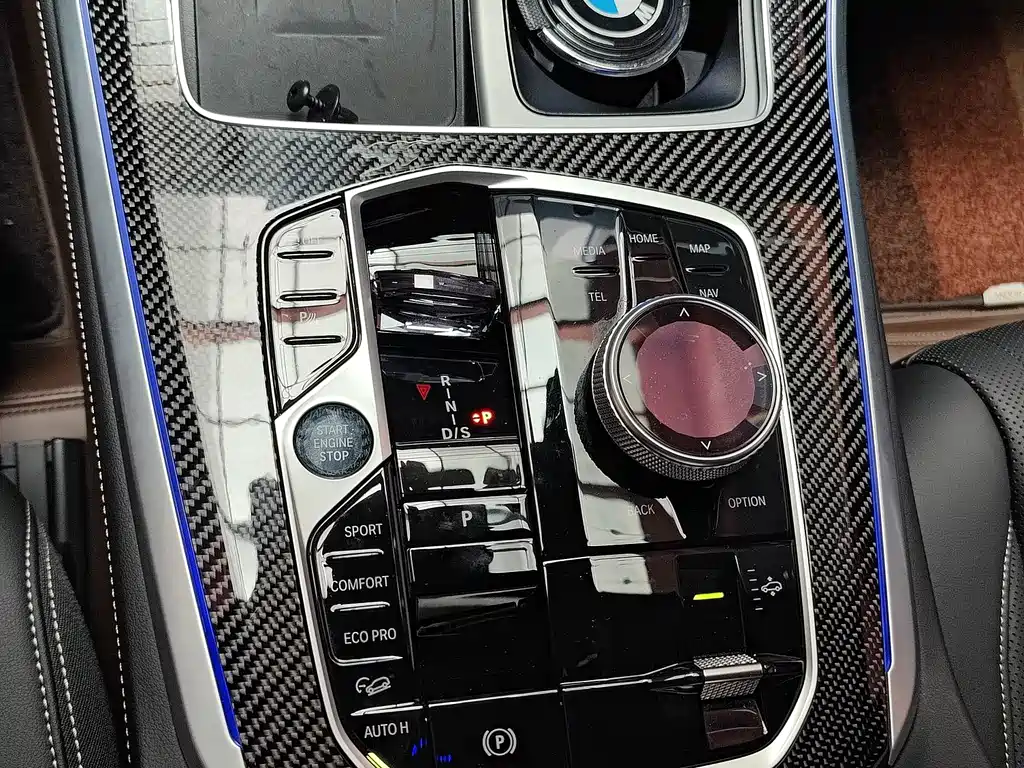 BMW X5 — миниатюра 8