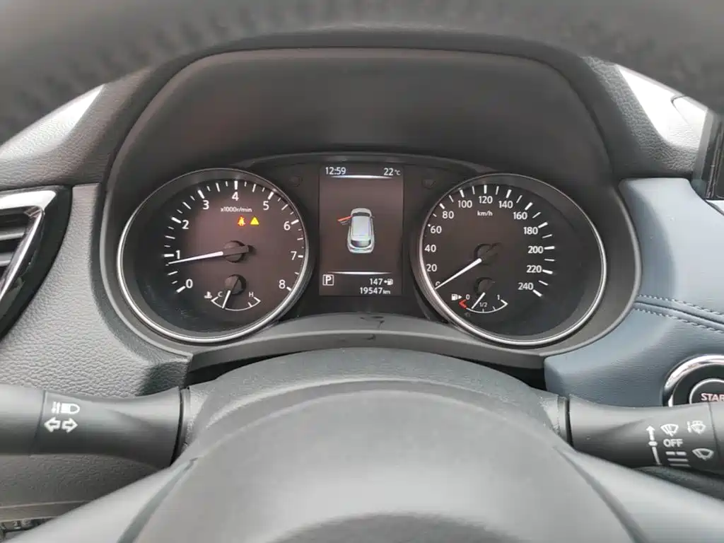 Nissan Qashqai — миниатюра 12