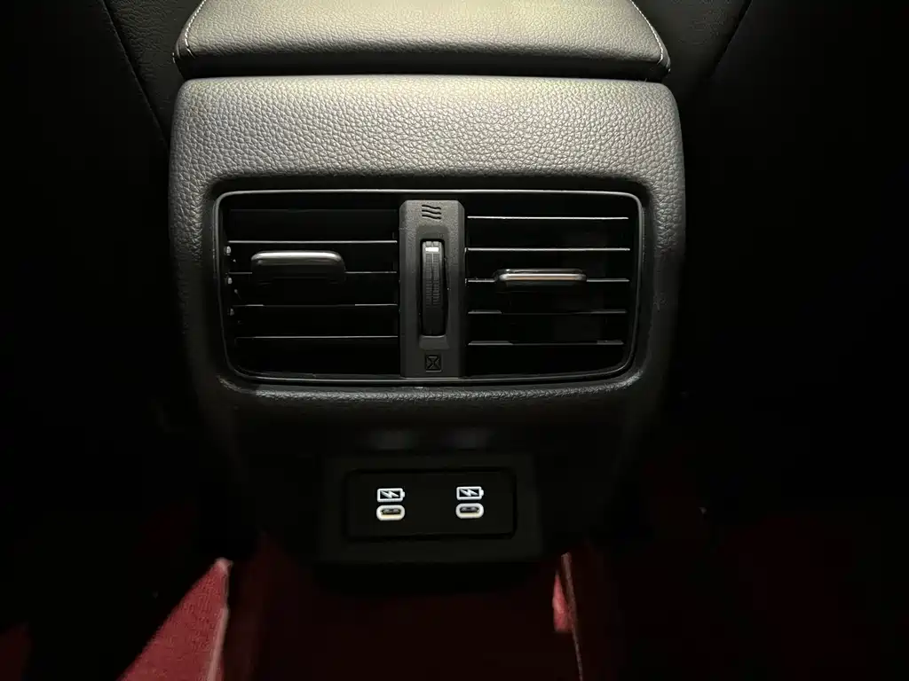 Honda Integra — миниатюра 17