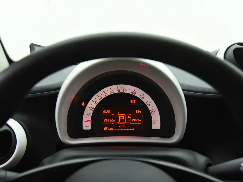 Smart fortwo 2018 1.0L 52 V