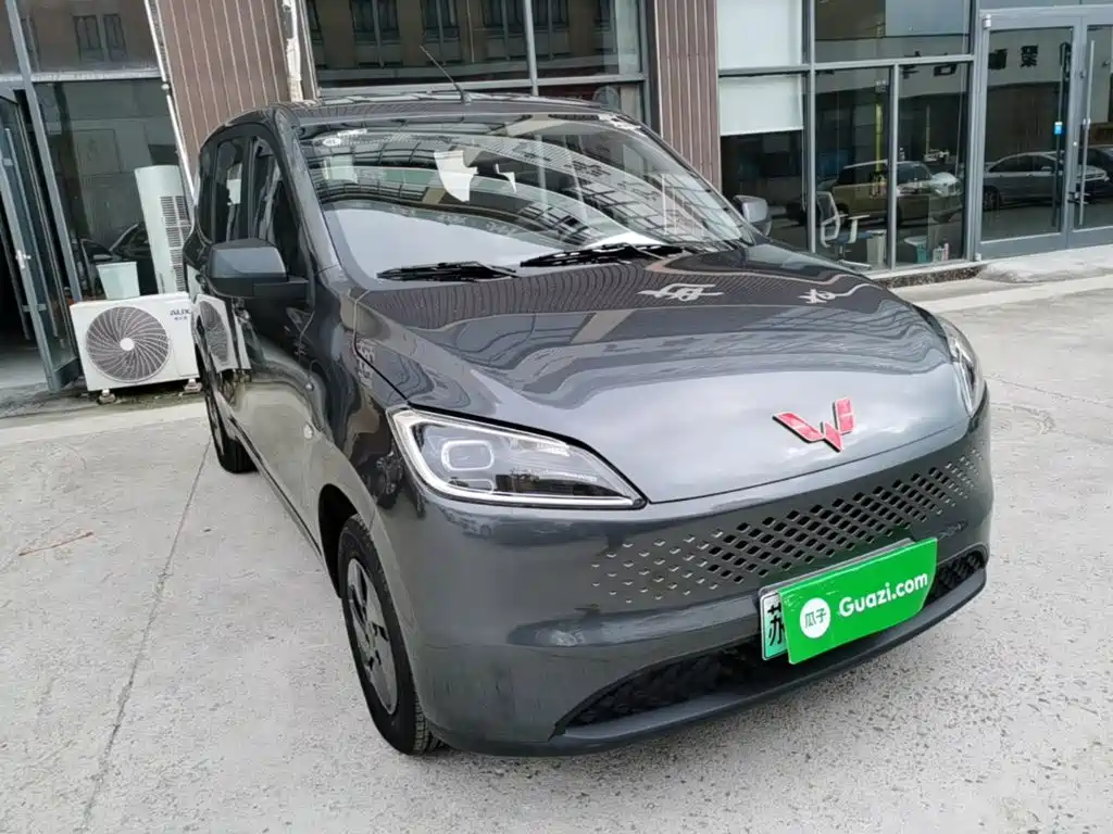 Заказать Wuling Hongguang EV 2026 года за 2 242 591 ₽  из Китая