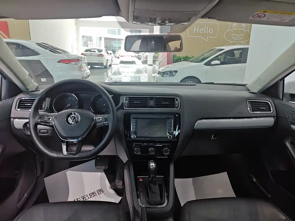 Volkswagen Sagitar 2017 230TSI AT Comfort
