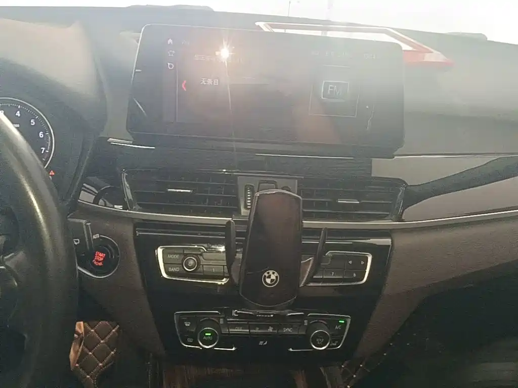 BMW X1 — миниатюра 13