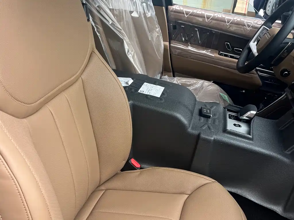 Land Rover Range Rover 2026 3.0 L6 400PS SE