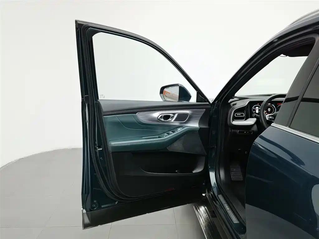 GAC GS8 2022 2.0TGDI Luxury （ мест）