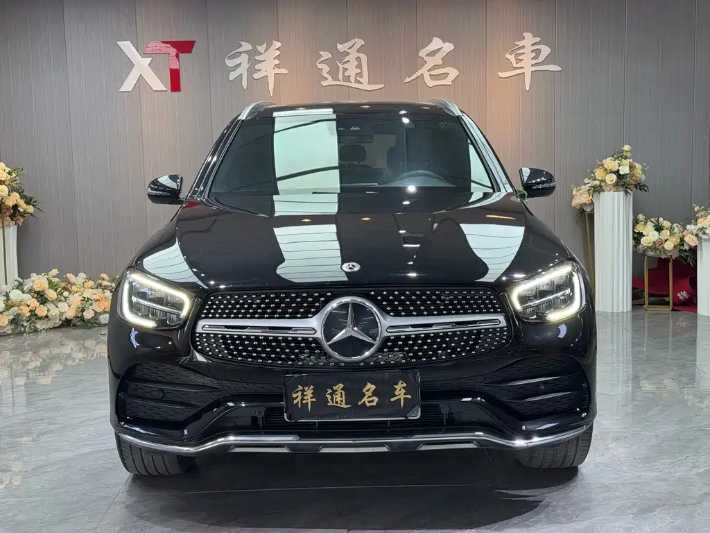 MERCEDES-BENZ GLC