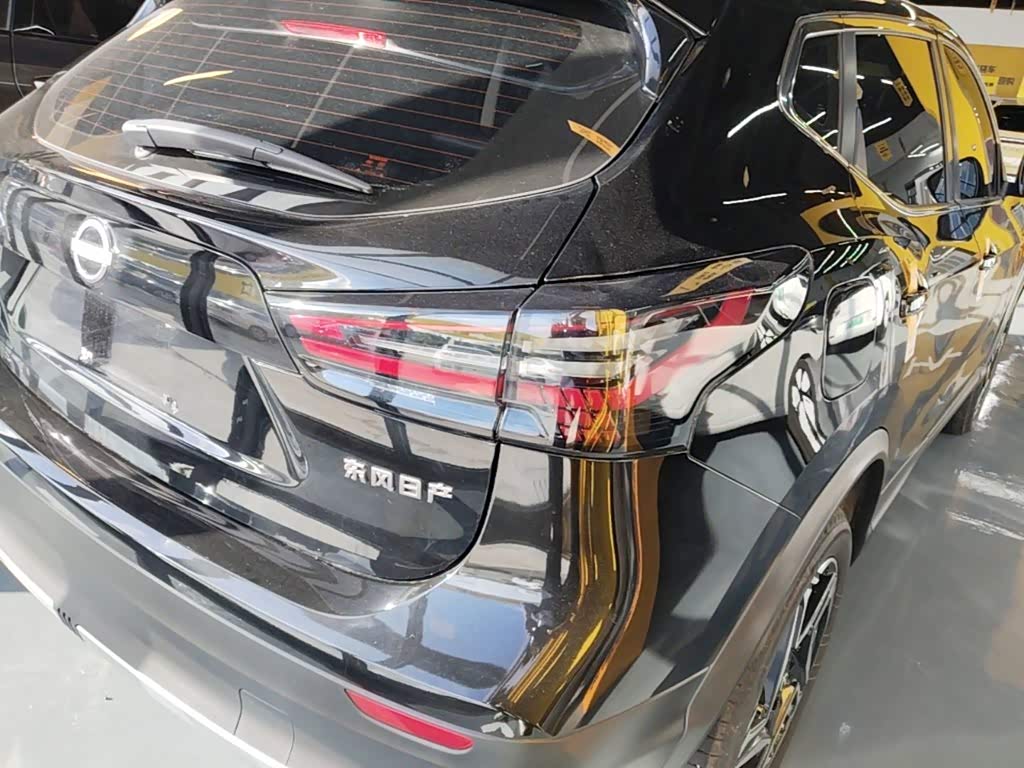 Nissan Qashqai 2.0 л 2024 г. Чёрный, пробег 19600 км