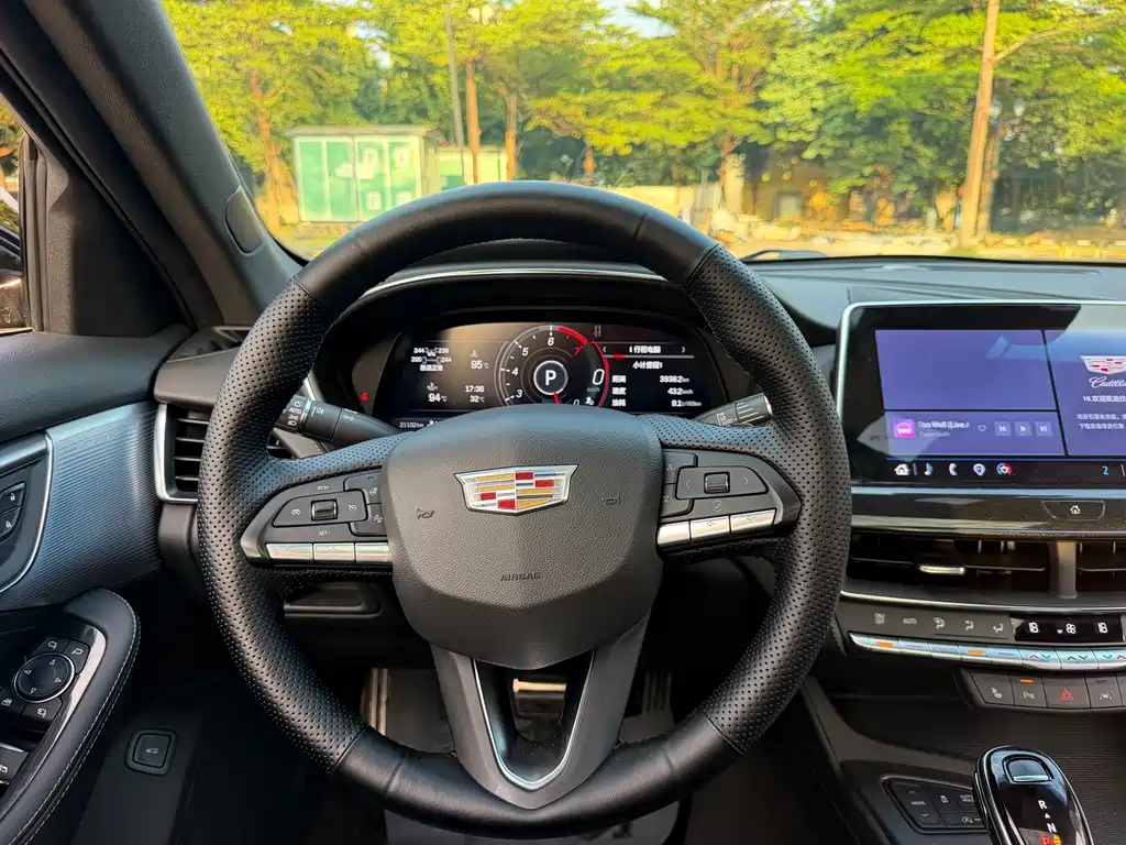Cadillac CT5 2023 — фото 16
