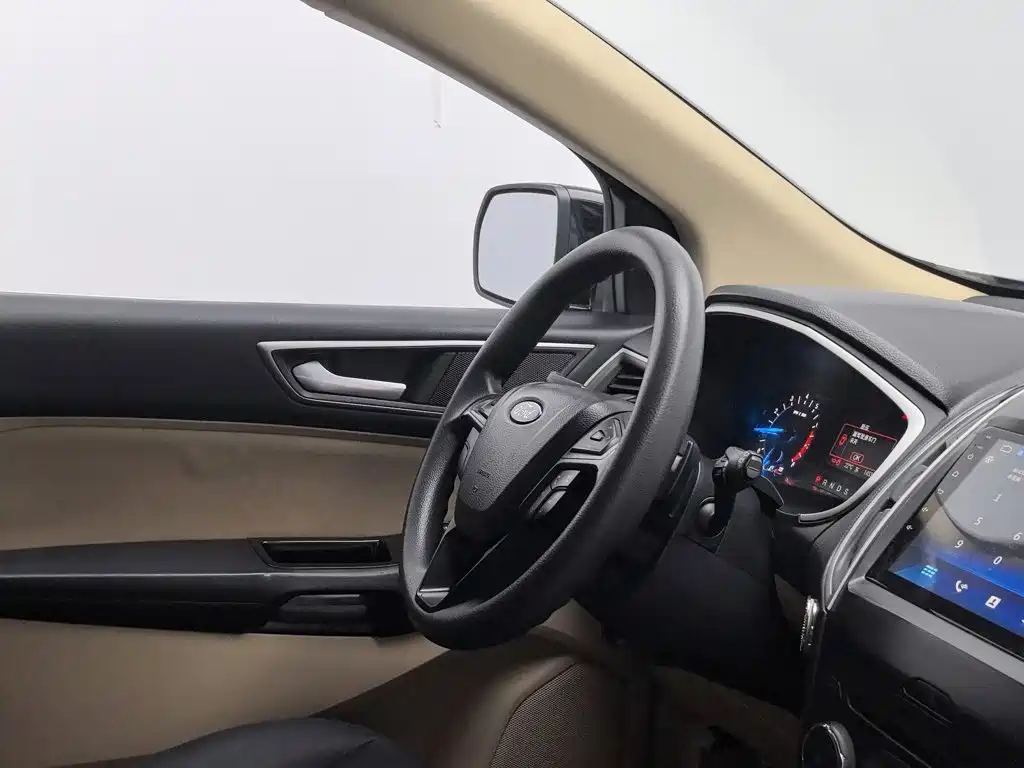 Ford Edge — миниатюра 22