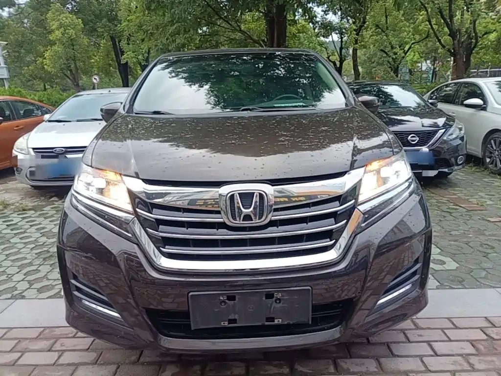 Honda Elysion — миниатюра 3