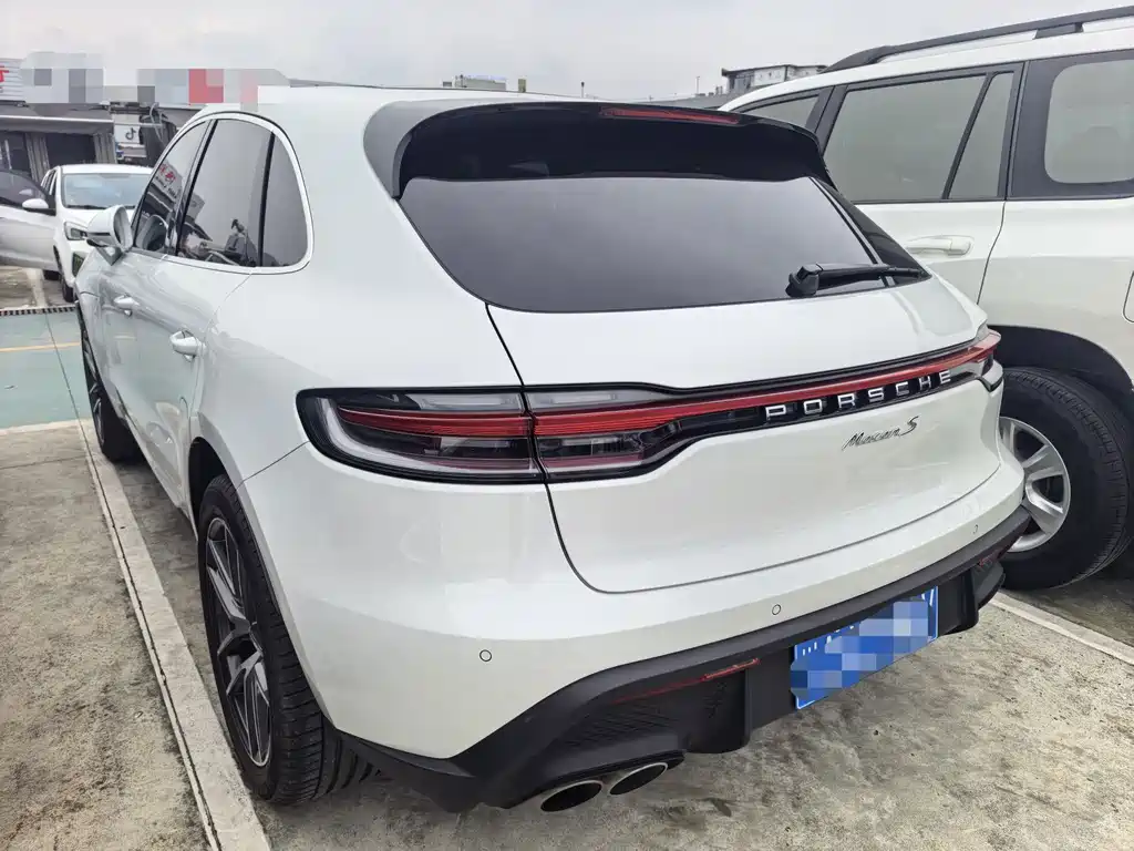 Porsche Macan — миниатюра 12