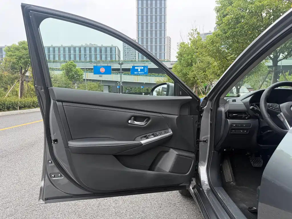 Nissan Sylphy — миниатюра 10