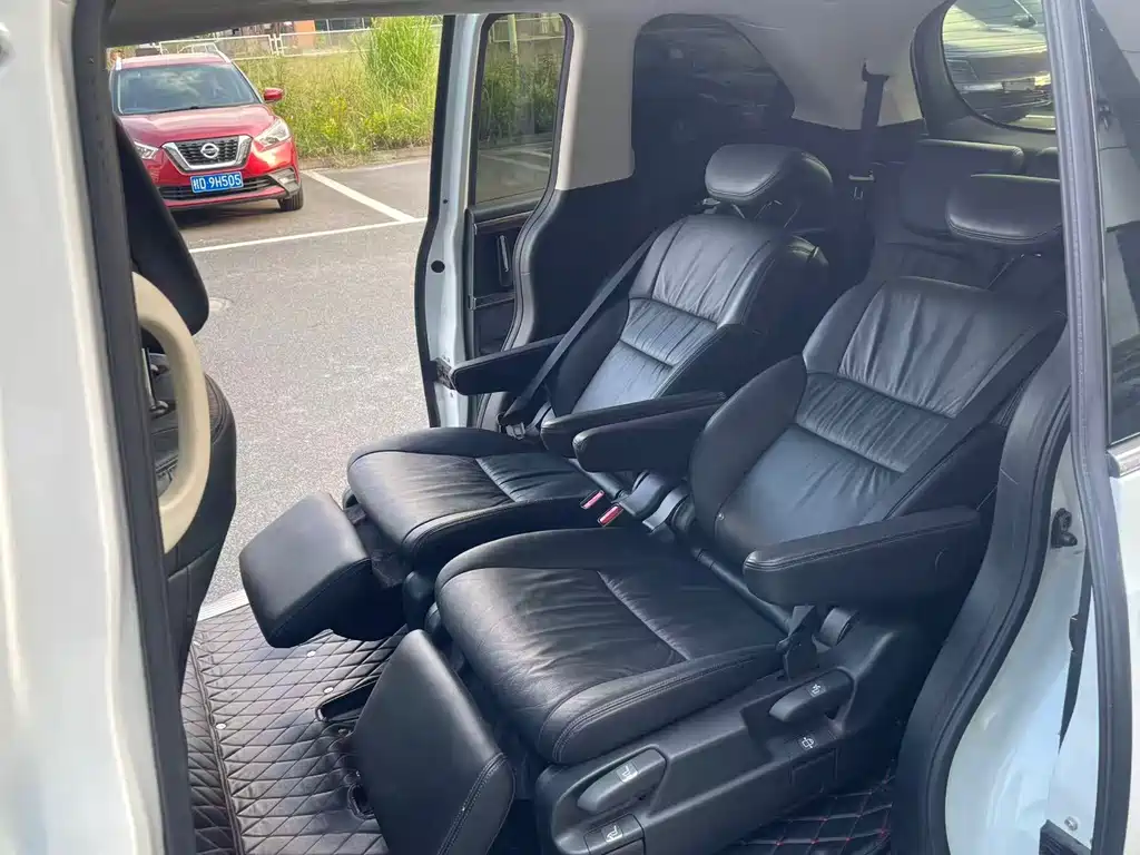 Honda Odyssey — миниатюра 5