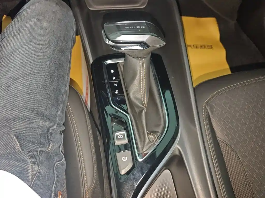 Buick Verano — миниатюра 14