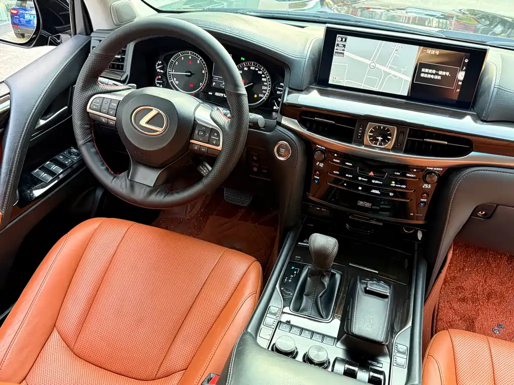 Lexus LX — миниатюра 3