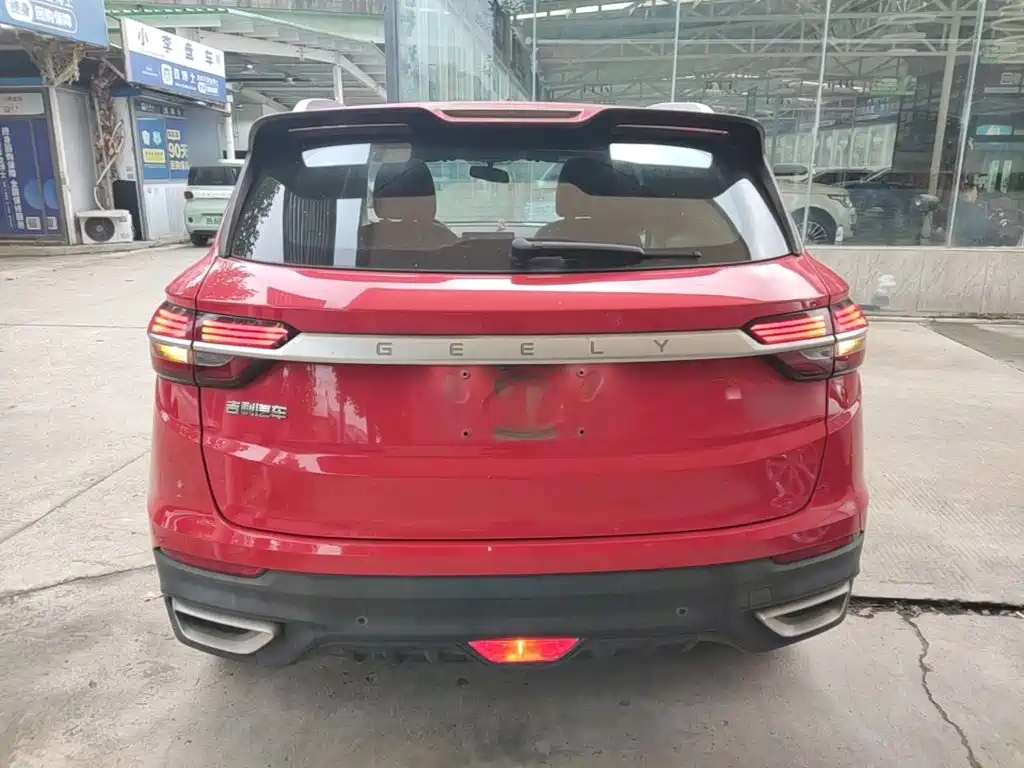 Geely Binyue — миниатюра 6
