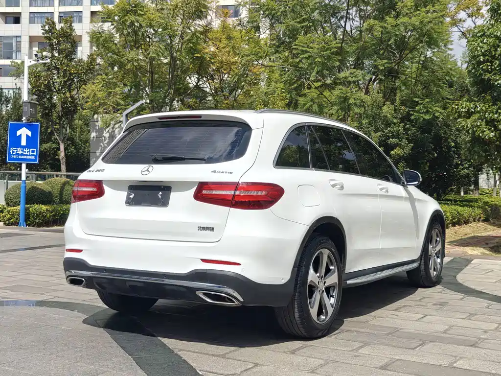 Mercedes-Benz GLC — миниатюра 14