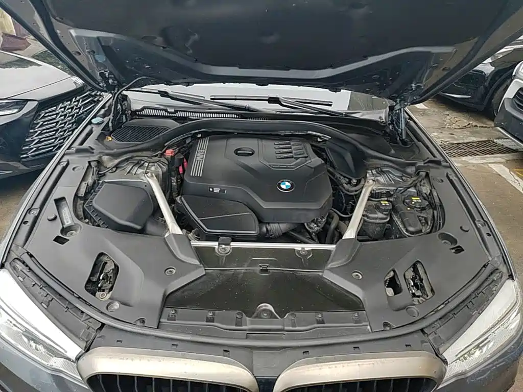 BMW 5 Series (Import) — миниатюра 20