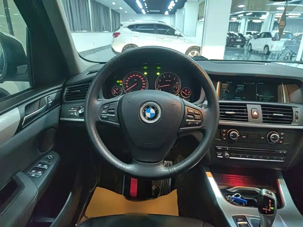 BMW X3 (Import) — миниатюра 11