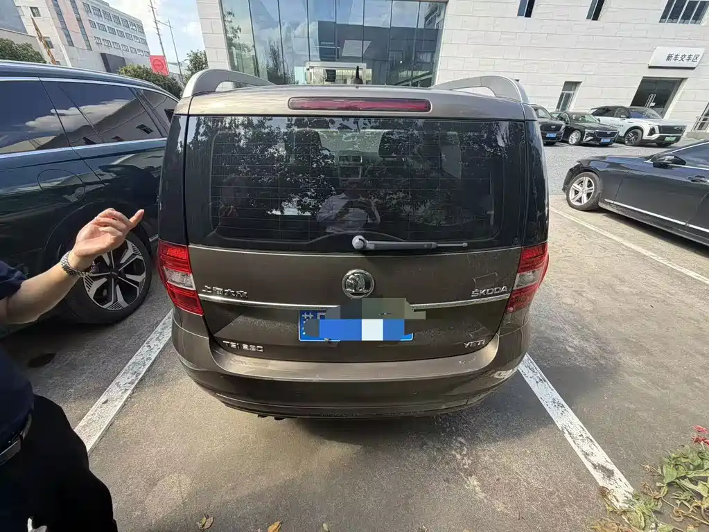 Skoda Yeti — миниатюра 2