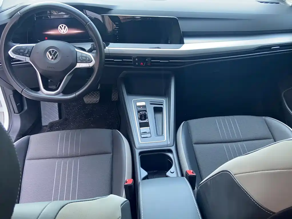 Volkswagen Golf — миниатюра 10