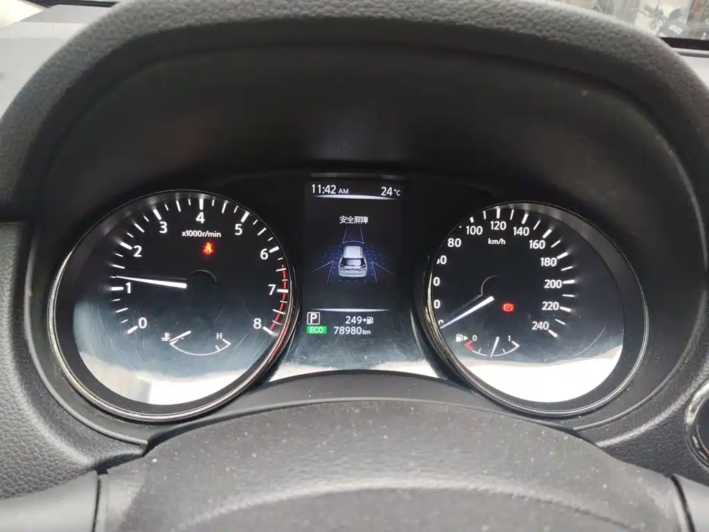 Nissan X-Trail — миниатюра 7