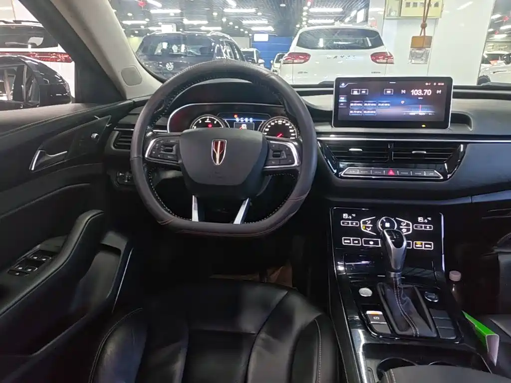 Hongqi Hongqi H5 — миниатюра 13