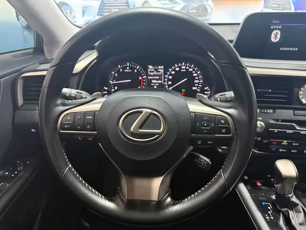 Lexus RX — миниатюра 8