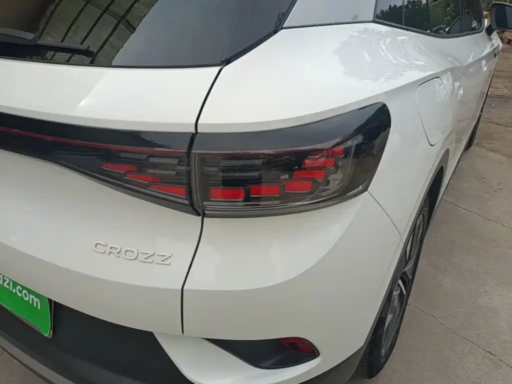 Volkswagen ID.4 Crozz — миниатюра 8