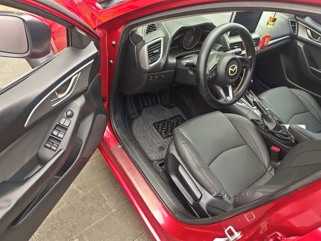 Mazda 3 Axela — миниатюра 16