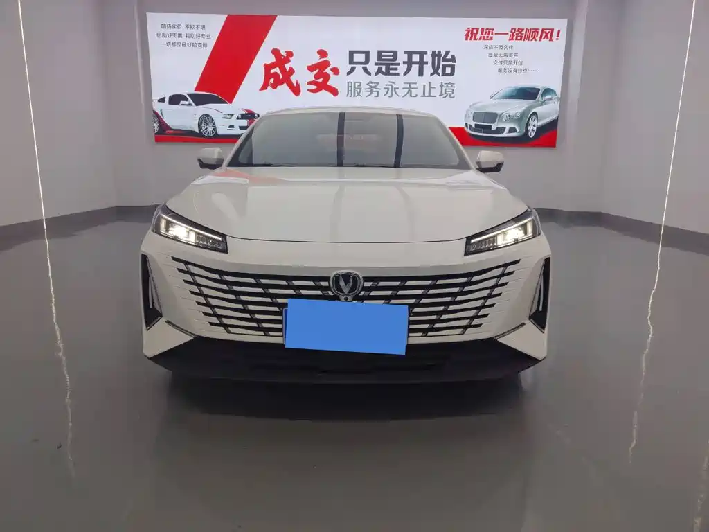 Changan Eado — миниатюра 2