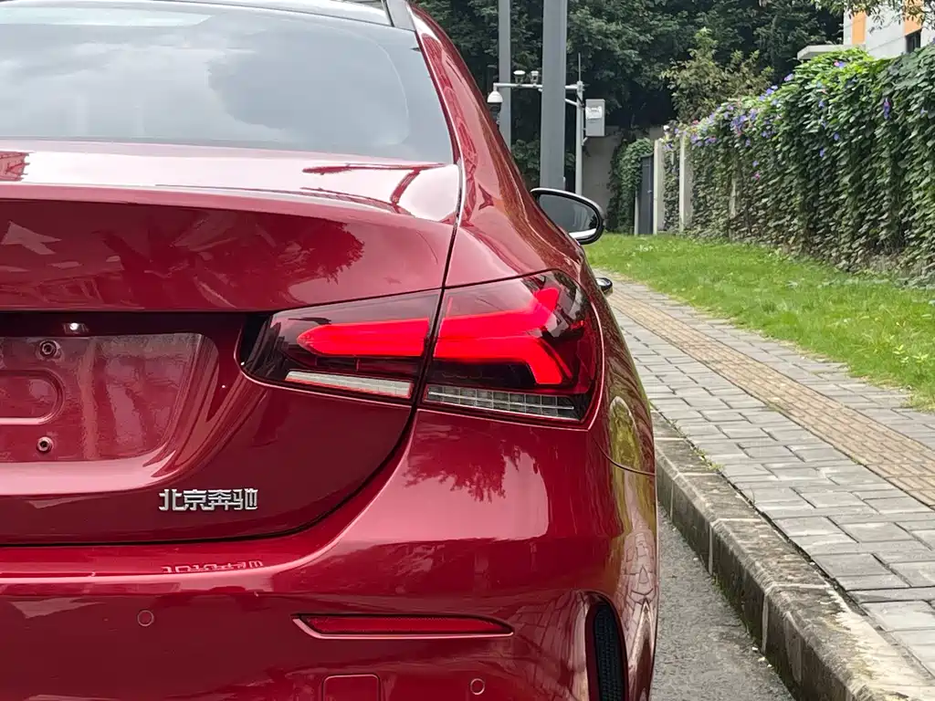 MERCEDES-BENZ A CLASS