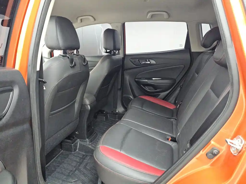 Changan CS15 — миниатюра 11