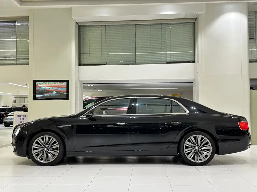 Bentley Flying Spur — миниатюра 4