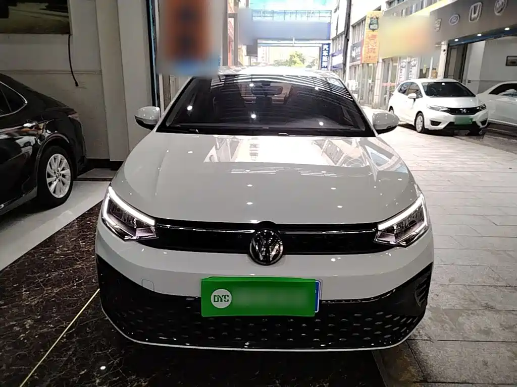 Volkswagen Lavida — миниатюра 3