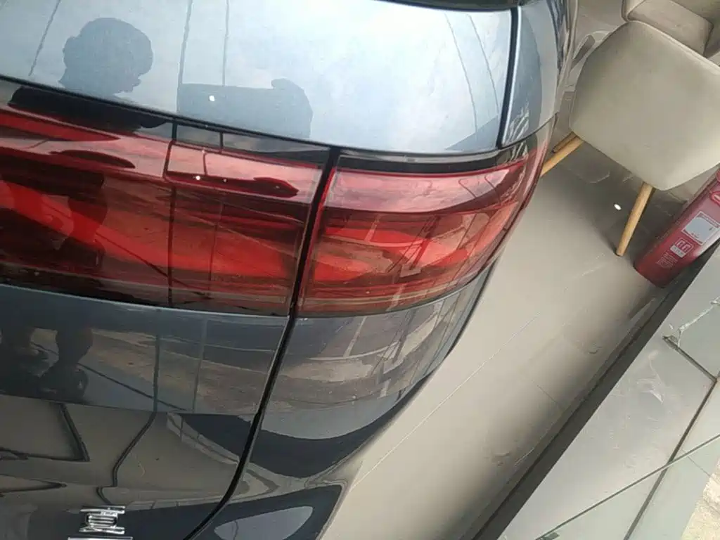 BYD Xia 2025 DM-i 1.5T 180km
