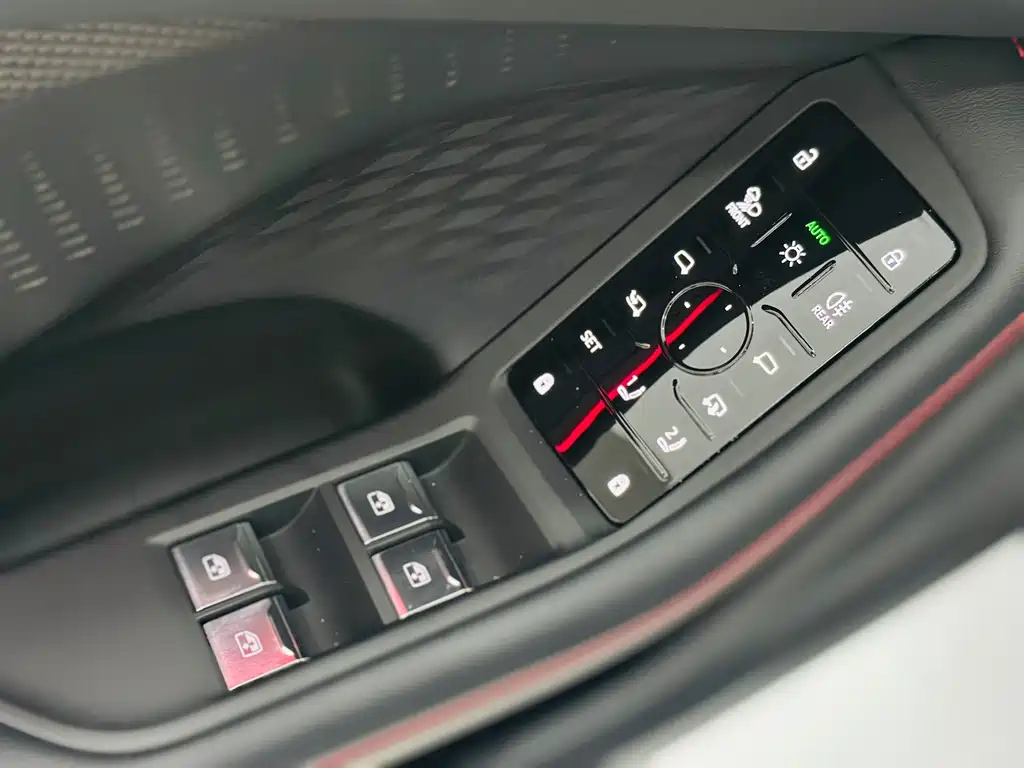 Audi A5L Sportback — миниатюра 13
