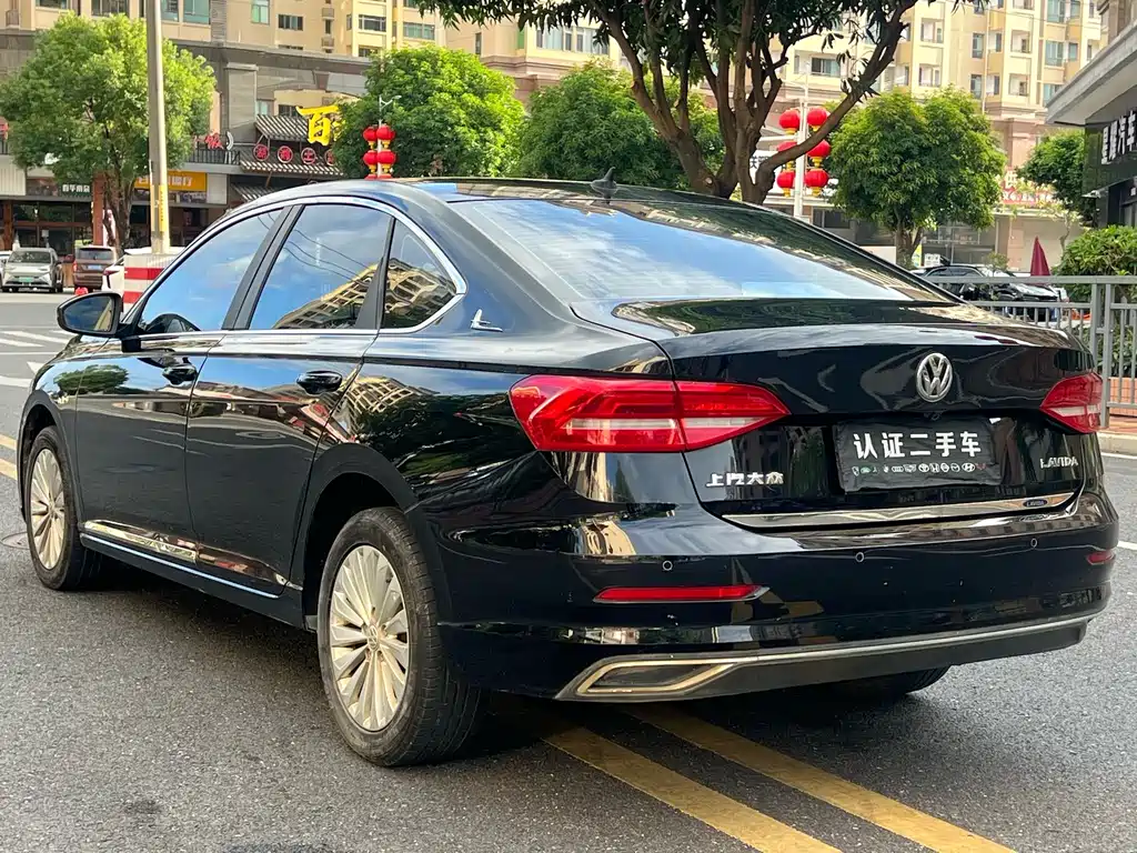 Volkswagen Lavida — миниатюра 6