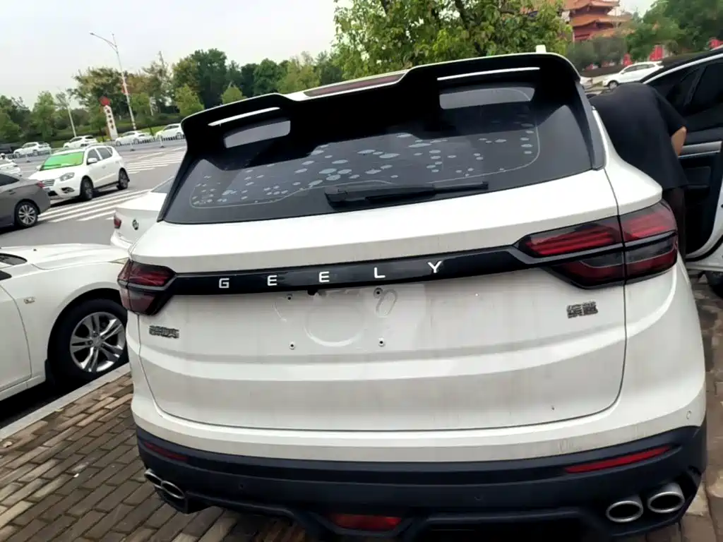 Geely Binyue — миниатюра 6