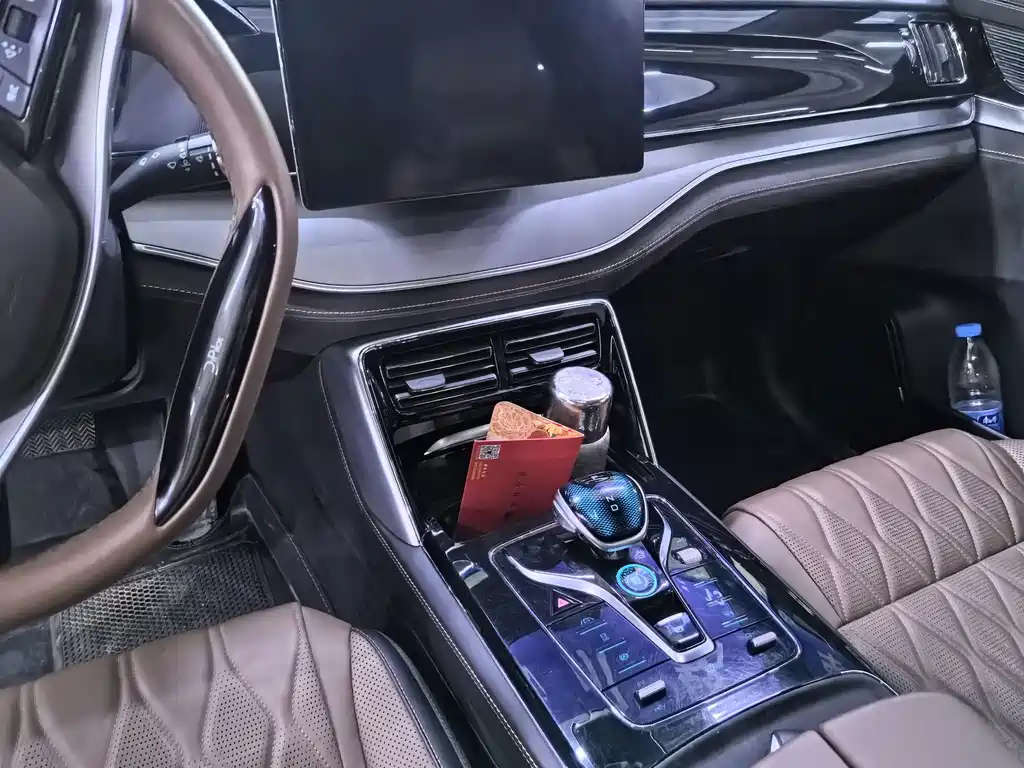 BYD Tang New Energy — миниатюра 10