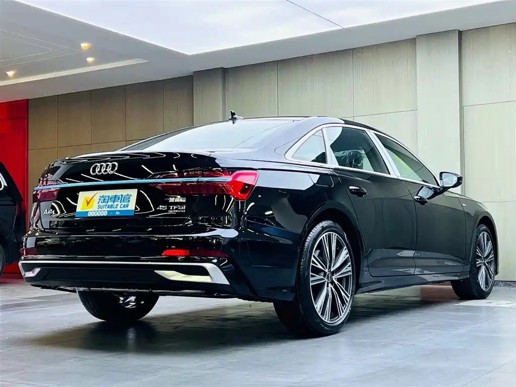 Audi A6L 2026 45 TFSI quattro