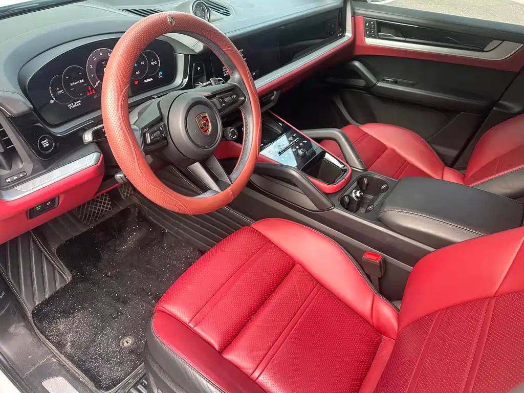 Porsche Cayenne — миниатюра 6
