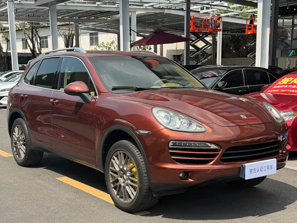 Porsche Cayenne — миниатюра 3