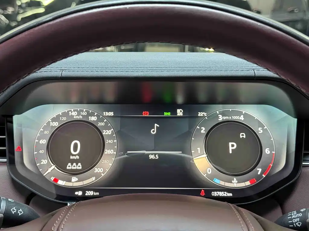 Land Rover Range Rover — миниатюра 8