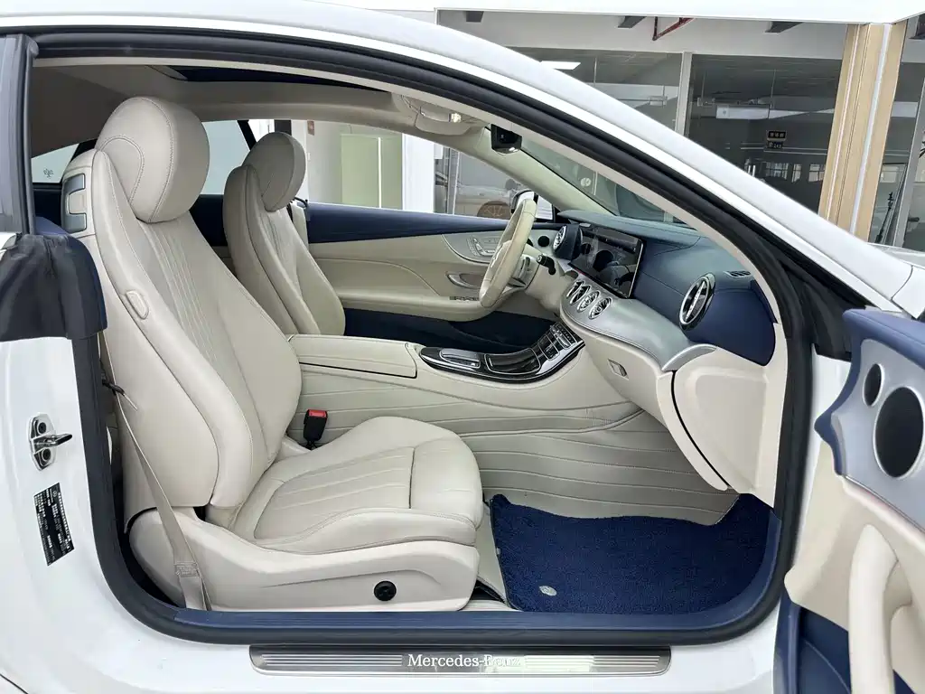 Mercedes-Benz E-Class (Import) — миниатюра 6