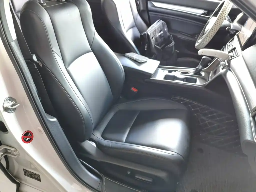 Honda Accord — миниатюра 25