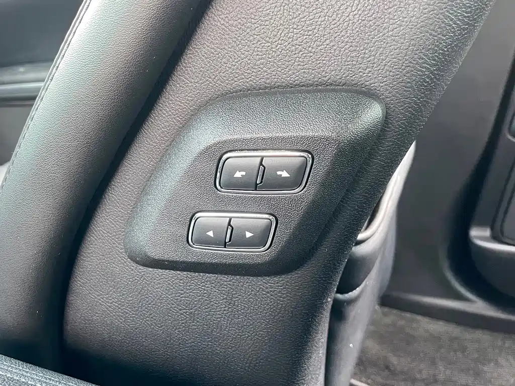 Lincoln MKZ — миниатюра 24