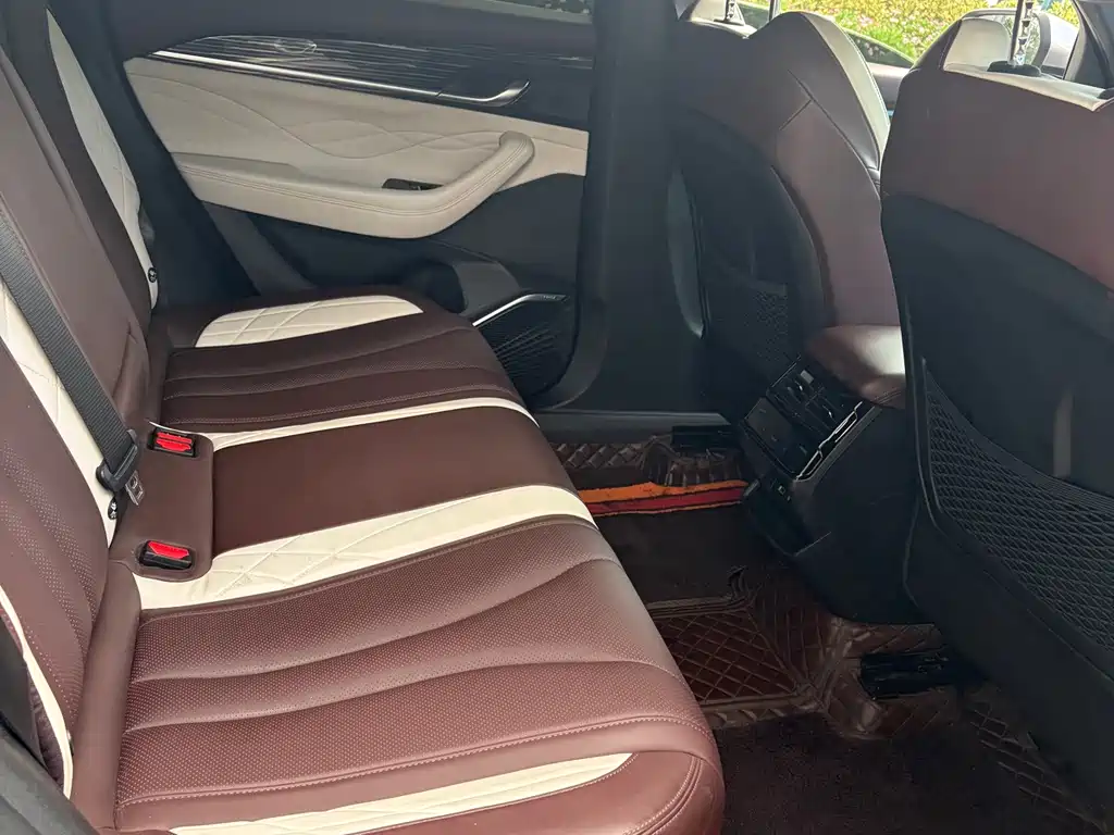 Geely Xingyue L — миниатюра 9