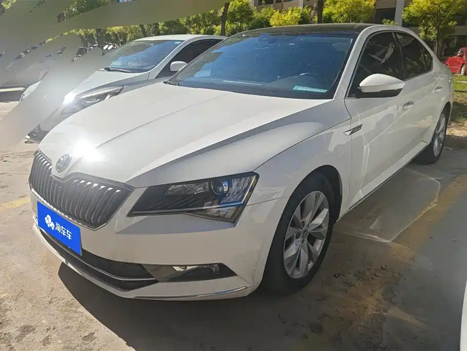 Skoda Superb 2016 TSI280 DSG Forward Edition