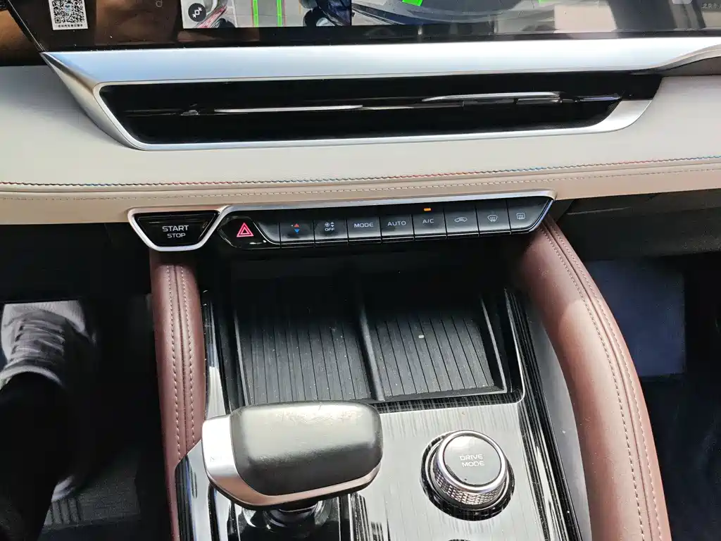 Geely Xingyue L — миниатюра 17